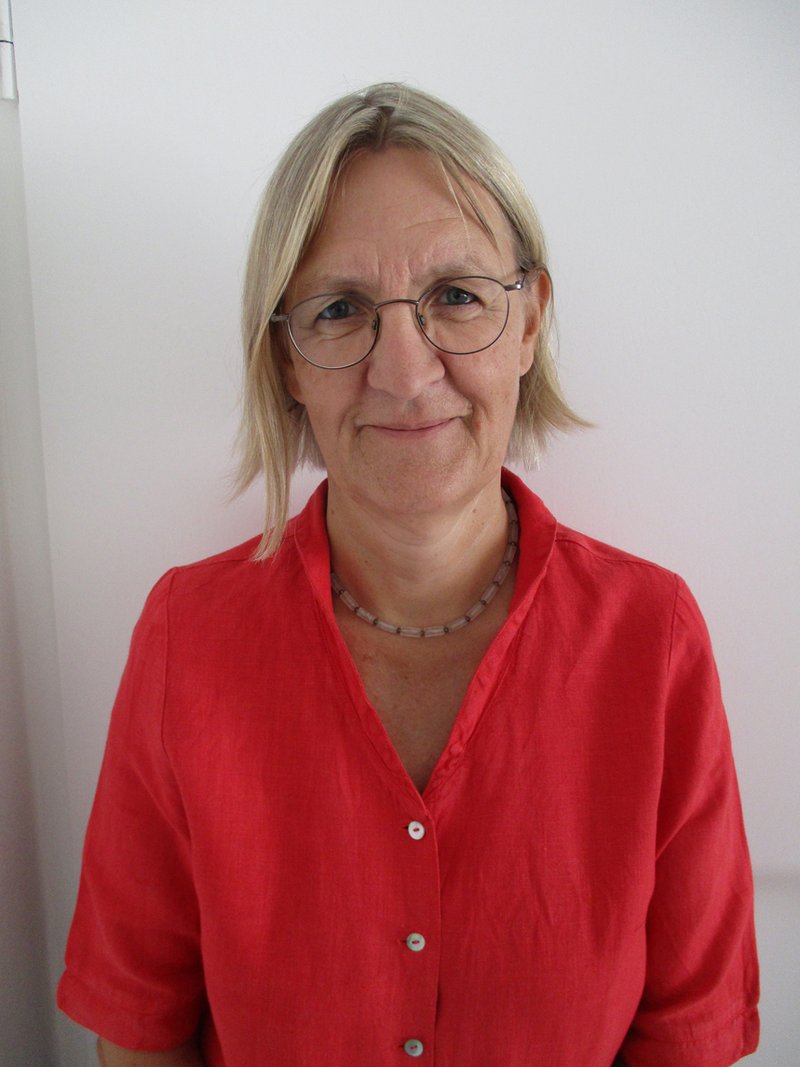 
    
            Christiane Mielke
        
